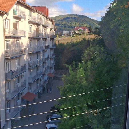 Апартаменти у Сонячному Закарпатті Поляна Екстер'єр фото